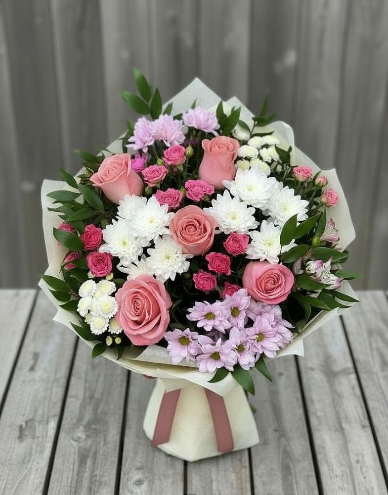 Букет цветов из: Альстромерии, Гвоздики, Розы и Хризантемы в Цимлянском