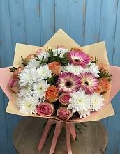 Букет цветов из:  Розы, Герберы и Хризантемы в Цимлянском