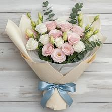 Букет цветов из:  Лизиантусы #REPLACE_PRED# Цимлянском