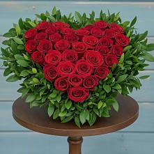 Цветочная композиция из Розы в виде сердца в Цимлянском