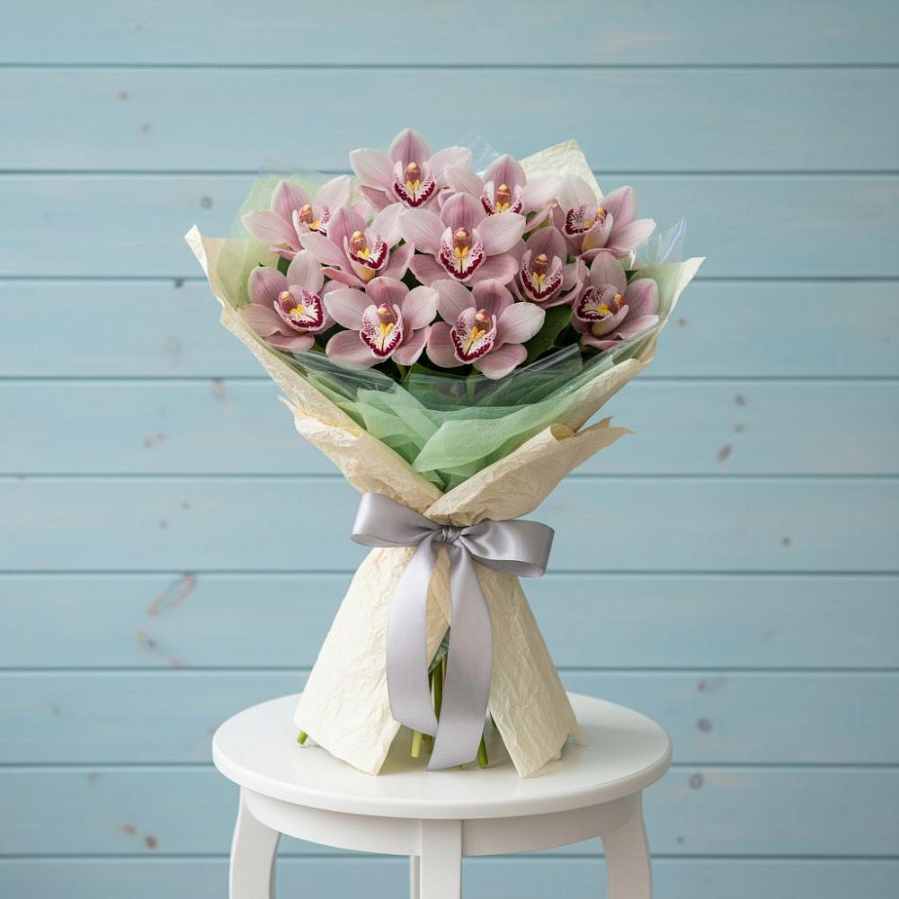 Букет цветов из: Орхидеи и Розы в Цимлянском