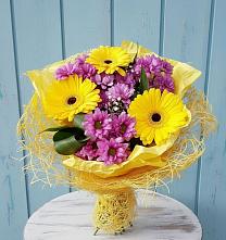Букет цветов из:  Хризантемы и Герберы в Цимлянском