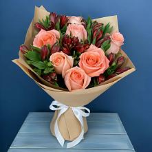 Букет цветов из:  Розы и Альстромерии в Цимлянском