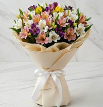 Букет цветов из:  Альстромерии в Цимлянском