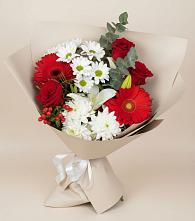 Букет цветов из:  Розы, Хризантемы, Герберы и Лилии в Цимлянском