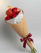 Букет цветов из:  Розы #REPLACE_PRED# Цимлянском