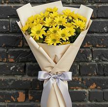 Букет цветов из:  Хризантемы в Цимлянском