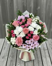 Букет цветов из:  Альстромерии, Гвоздики, Розы и Хризантемы в Цимлянском