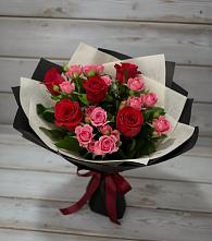 Букет цветов из:  Розы #REPLACE_PRED# Цимлянском