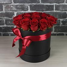 Цветочная композиция из Розы в шляпной коробке в Цимлянском