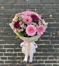 Букет цветов из:  Герберы и Хризантемы в Цимлянском