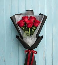 Букет цветов из:  Розы #REPLACE_PRED# Цимлянском
