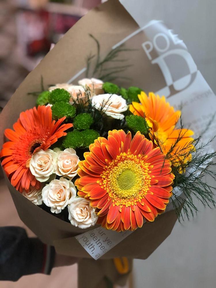 Букет цветов из: Герберы, Хризантемы и Розы в Цимлянском