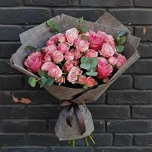 Букет цветов из:  Розы в Цимлянском
